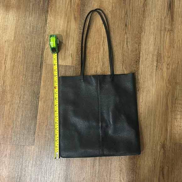 Banana Republic 🖤 Black genuine leather shoulder bag - Picture 5 of 8